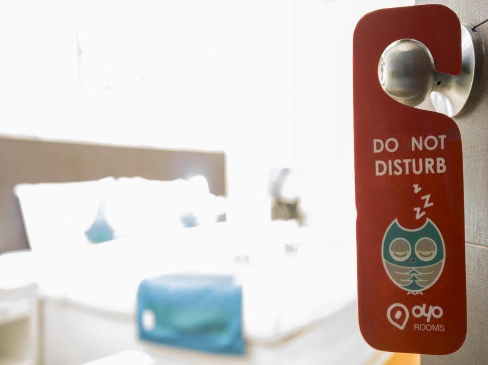 Oyo Rooms Near Cosmos Mall Siliguri Bagian luar foto